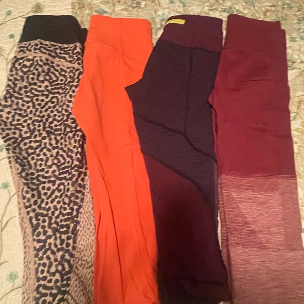 Lululemon bundle - Picture 3 of 3